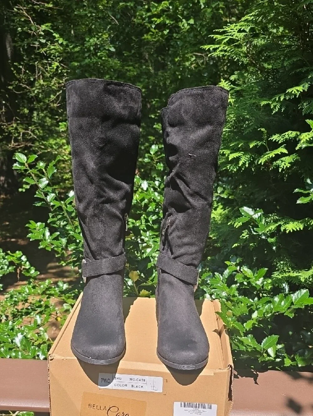 Black Knee-High Women’s Boot